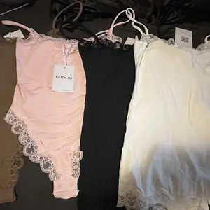 KatchMe Lace Series Women's Spaghetti Strap Lace Trim Breathable Playsuit, Lightweight Solid Color Playsuit, Seamless Sport & Outdoor Clothing