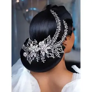 Rhinestone & Faux Pearl Decorated Hair Clip,  Elegant Flower Design Headwear for Wedding, Bridal Party Favor Hair Accessory