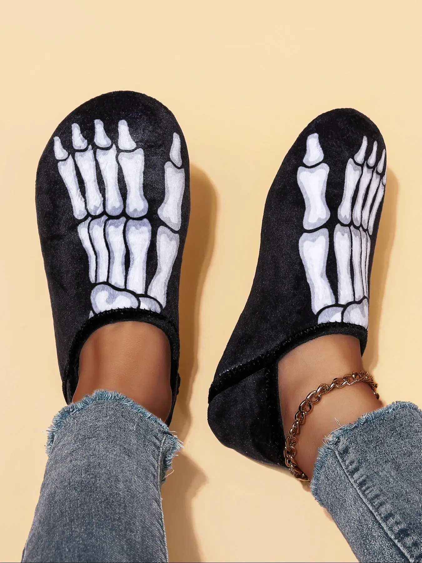 Women's Skeleton Print Slip on Slippers, Casual Soft Comfortable Home Slippers, Warm Slippers for Indoor & Outdoor Use for Fall & Winter