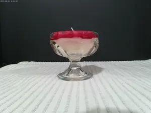 Raspberry Cheesecake-Shaped Beehive Wax Candle - Ambiance Home Decor Light, Unscented Mother's Day Gift, Cake-Shaped Candles, Ambiance Candles