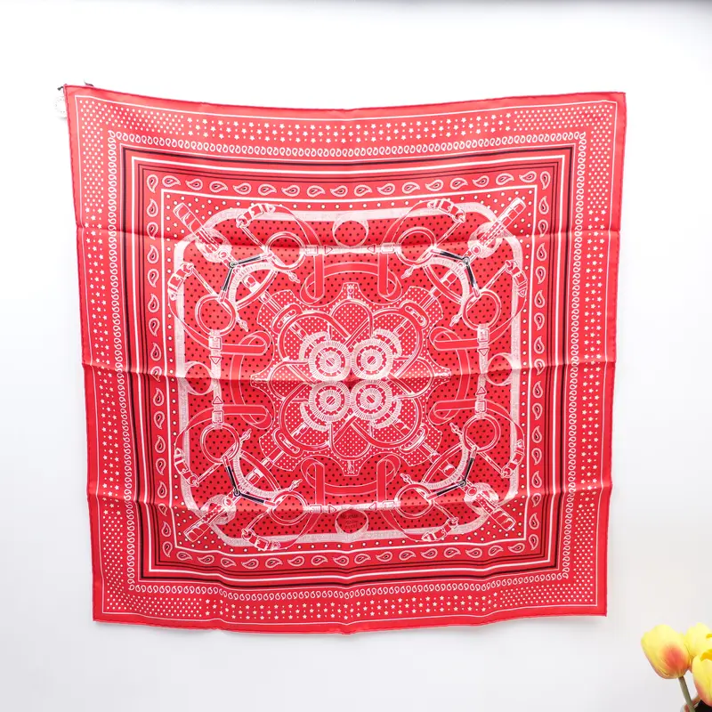 Pre-owned Hermes Red&Black &White Square Silk Scarf T20283935