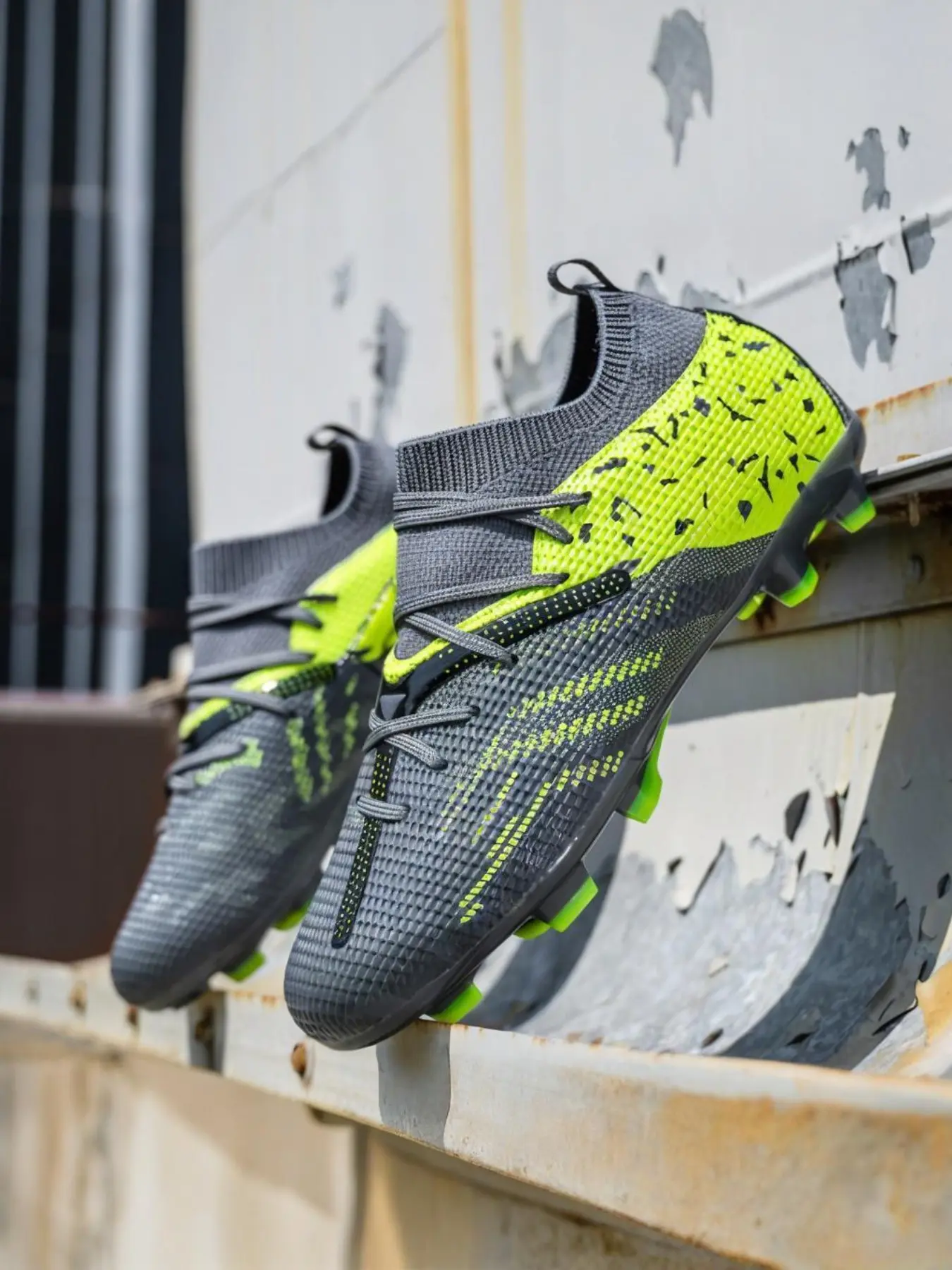 High-Quality Low-Top Soccer Shoes, Football Boots, Original Fg Long Studs, Natural & Artificial Grass Training Shoes, Comfortable Unisex Design, Indoor Outdoor Sports & Leisure