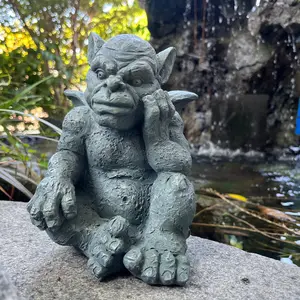 Right Hand Gargoyle Statue Ornament, Garden Decor Sculpture, Resin Stone Gargoyle Statue, Creative Outdoor Art Decoration, Garden Sculptures Statues
