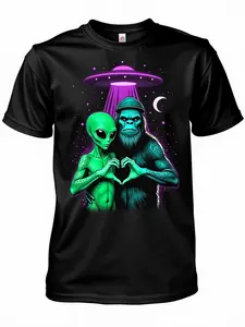 Humorous Graphic T-Shirt Featuring an Alien Gorilla Heart - Black Crew Neck Tee Made from Soft, Breathable for Casual Events - Machine Washable, Regular Fit, Ideal for Animal Lovers, Summer Wear with Unique Print And Comfortable Fabric, Quirky Style