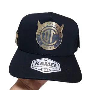 Toluca ,gorra obscura  marca kamel