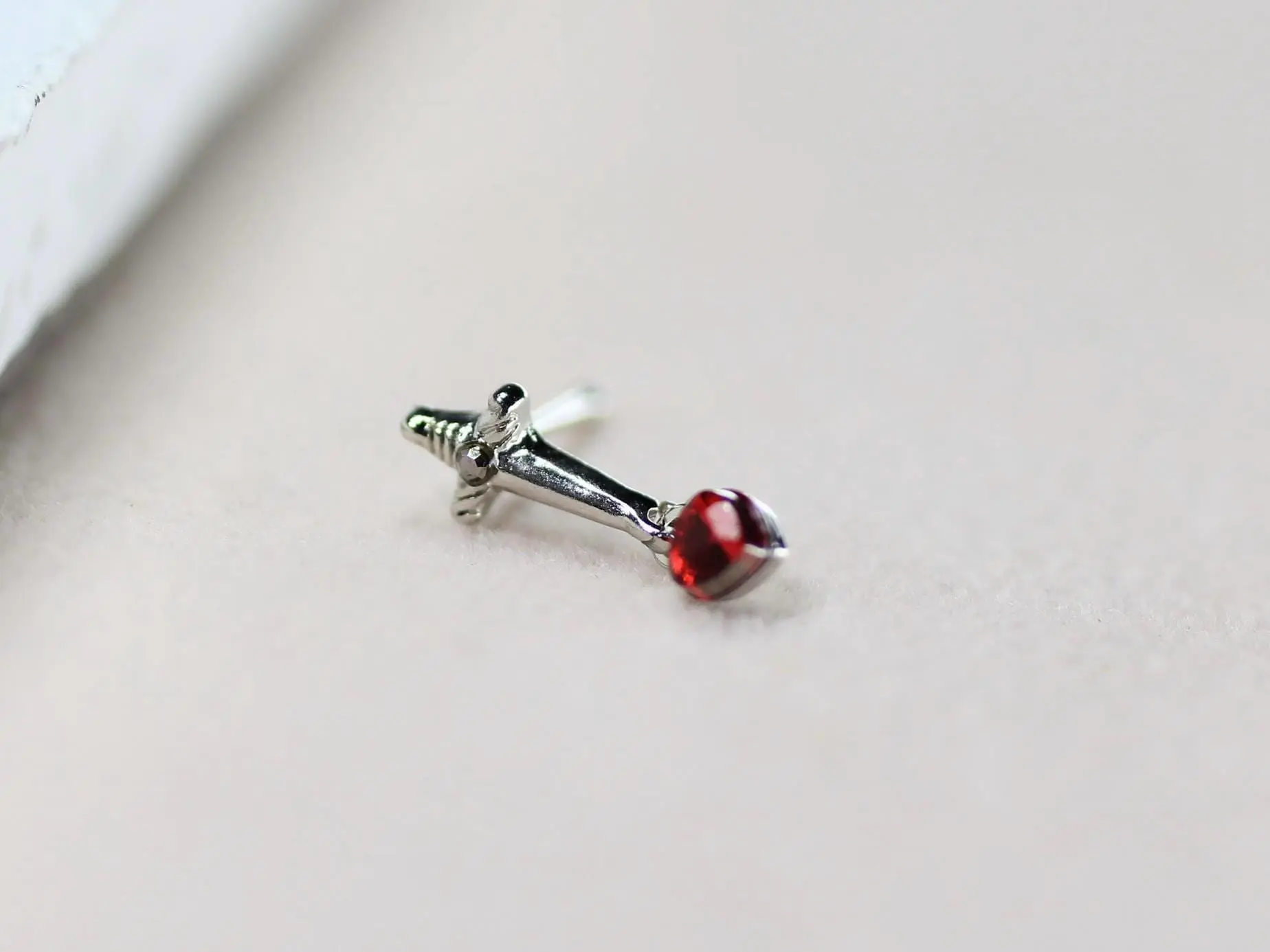 Dagger Nose Stud, 20g Dangling Heart Dagger Nose Bone Stud, Thin Nose Piercing, Ball End Nose Piercing, Surgical Steel Body Jewelry