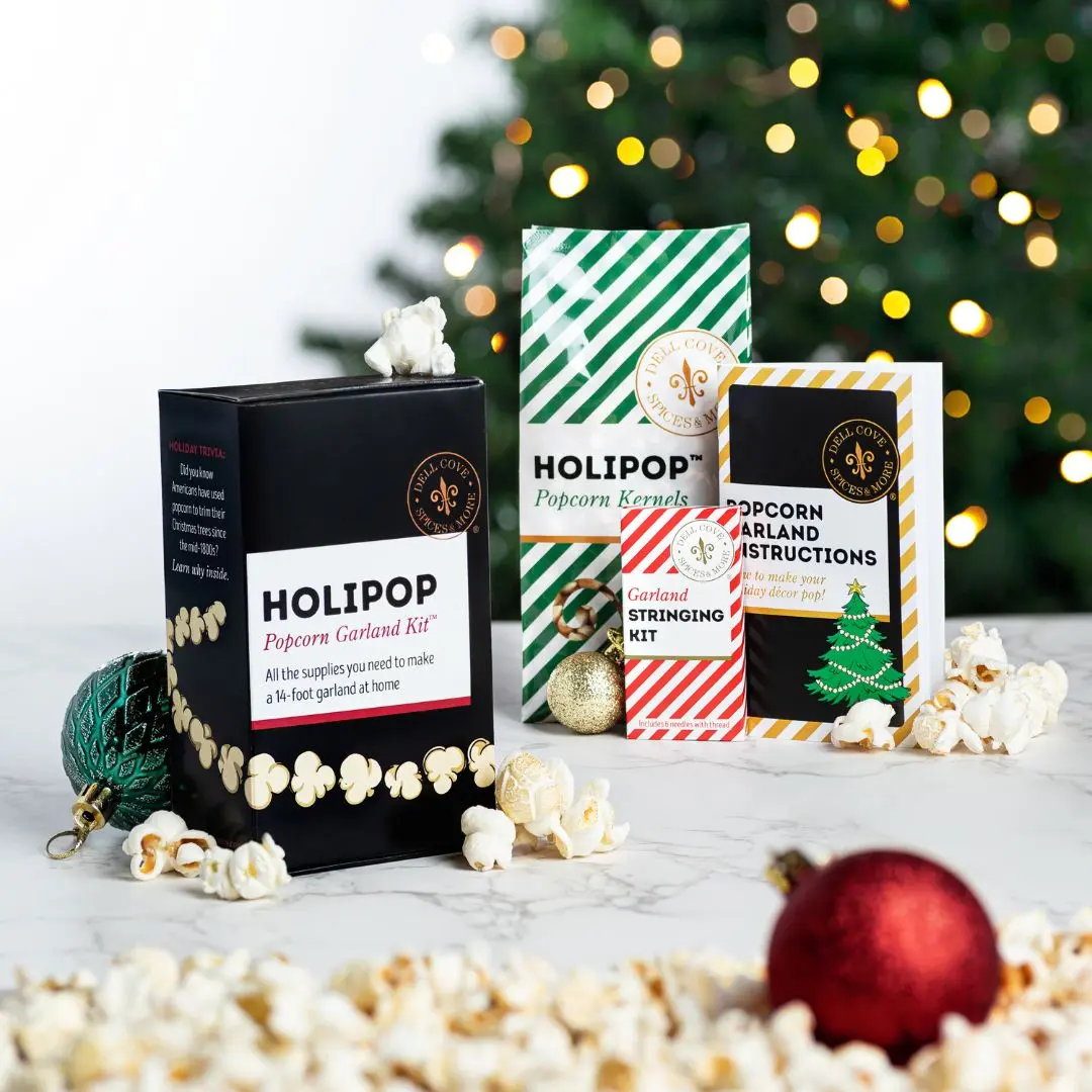 Christmas Popcorn Garland Kit | Tree Trimming Tradition