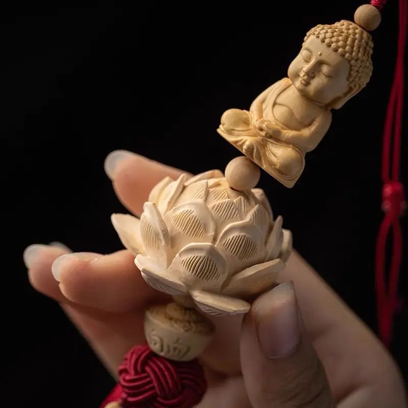 Phật tạo trên sen - Buddha
