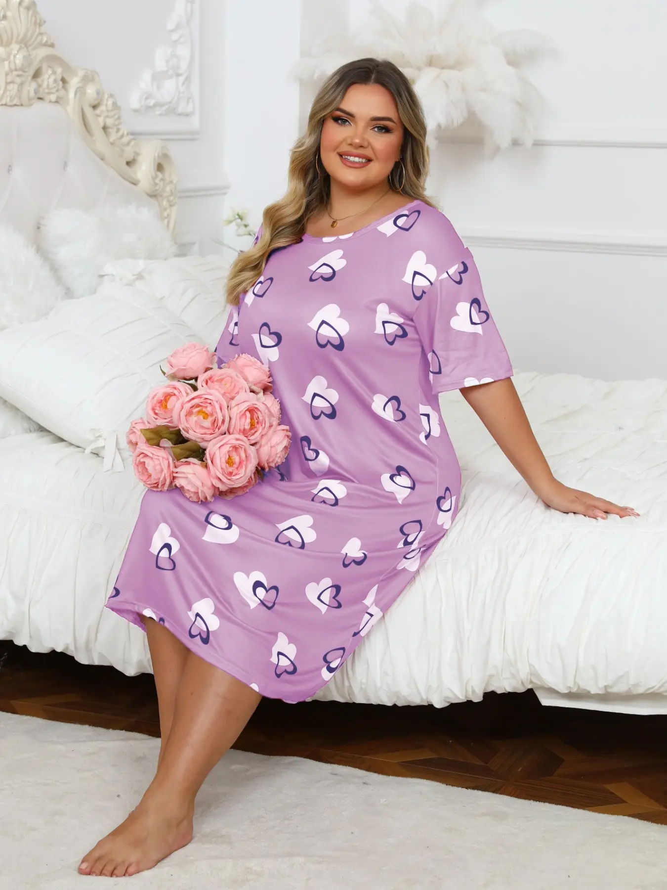 Women's Soft Heart Print Sleepwear Dress, Plus Size Comfortable Short Sleeve Printed Nightgown, Casual Home Wear for Women, Round Neck Loungewear Nightdress