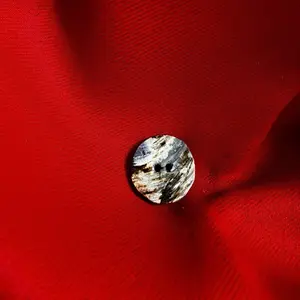 10 Mussel Shell Buttons by OREAGA Creation