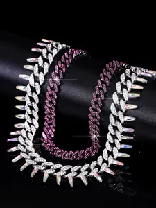 2pcs This is a trendy hip-hop style purple black panther Cuban necklace with a purple diamond-shaped arrangement. It's a Valentine's Day gift for friends