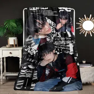 Sunoo Multi-Expression Collage Art Design Blanket - Lightweight Flannel Throw with Vibrant Character Artwork, All-Season Cozy Bedding for Sofa, Camping, Office & Travel - Perfect Gift for Friends, Home Decor, Blanket for Bed, Camping Accessory,  684