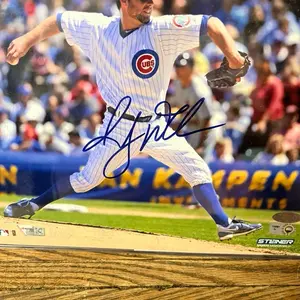 Signed Cubs picture
