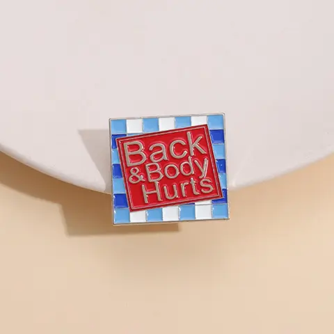 Letter Hurts Design Brooch, Lapel Brooch, Fashion Lapel Pin, Plaid Pattern Alloy Badge for Daily Clothing Decor, Enamel Pin for Backpacks, Casual Alloy Accessory for Men & Women, Mother's Day Gift, Hat Pins, Brooch Pin Clip