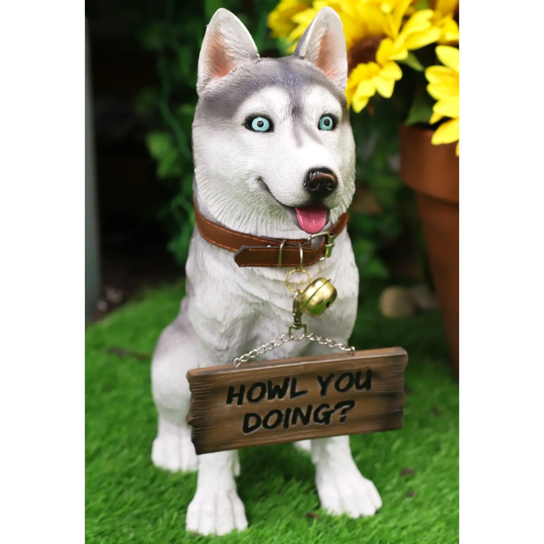 Ebros  Lifelike Pet Pal Siberian Husky Sled Dog Statue 13"H With Jingle Collar Sign