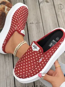 New Women's Fashion: Dots, Dots, Dots, Colorful Milk-Colored, Stylish and Versatile Clothing