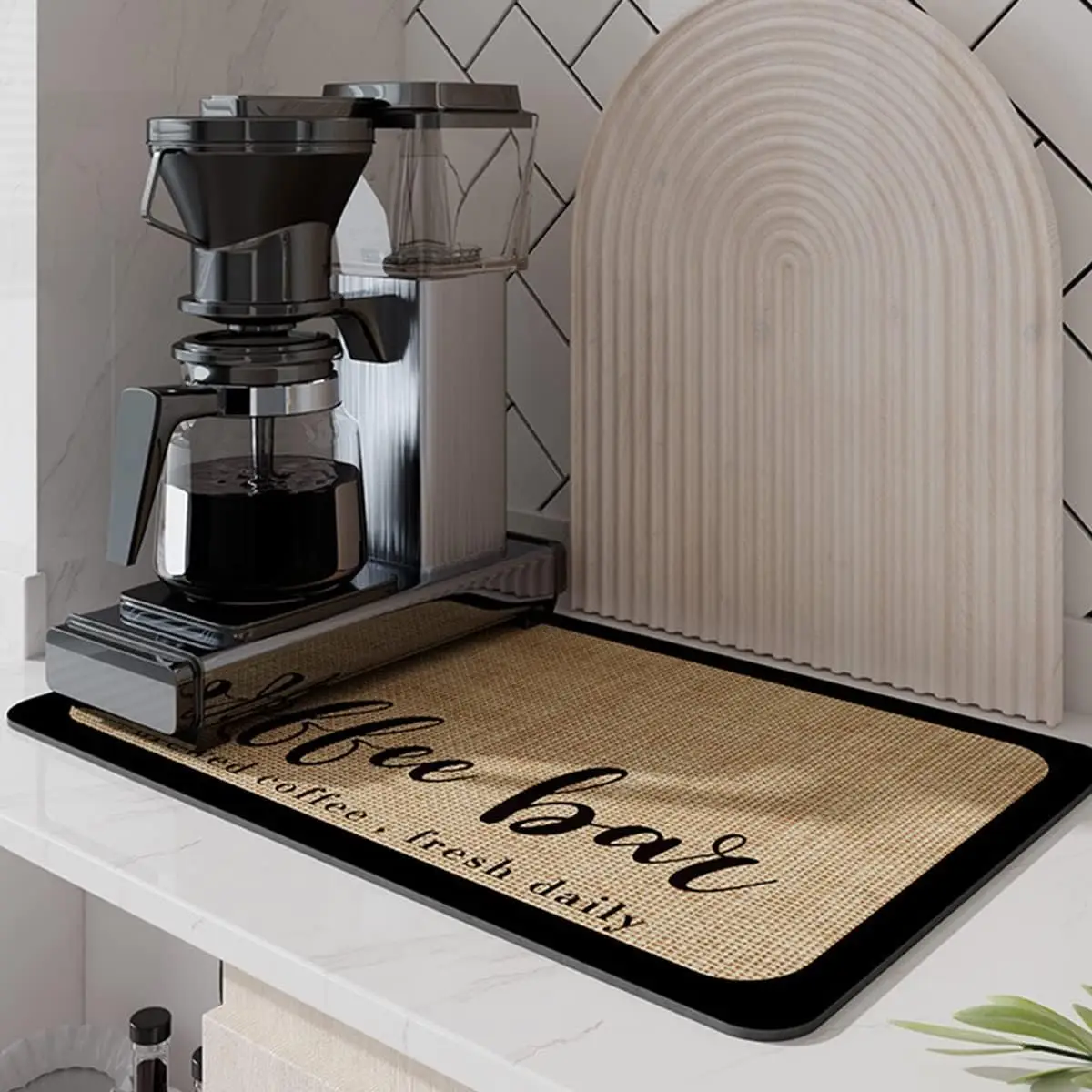 Coffee Machine Pad, 1 Count Letter Pattern Absorbent Placemat, Kitchen Accessories Coffee Machine Draining Pad for Home Decor