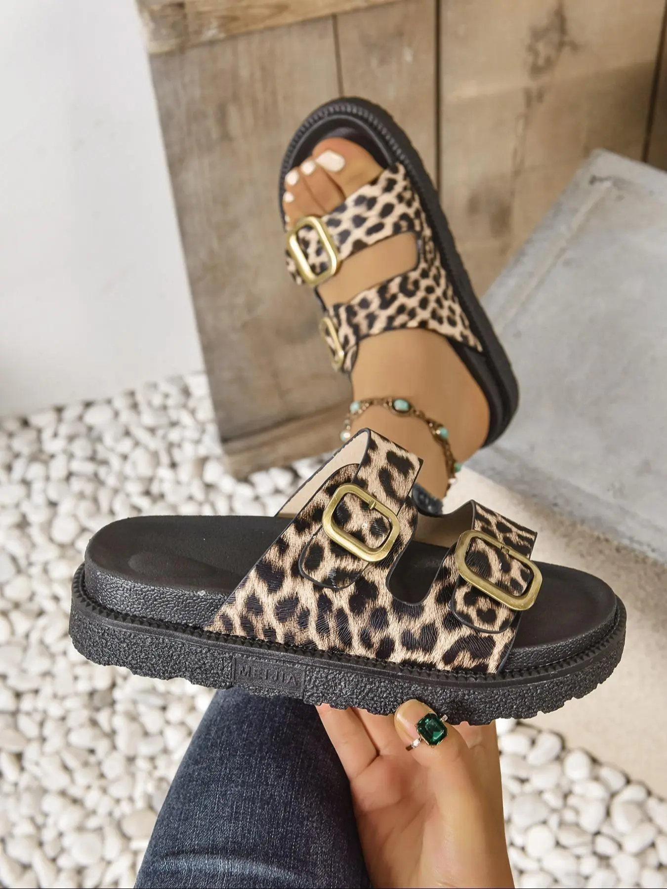 Women's Thick Sole Sandals, Leopard Pattern, PU Leather Upper, Rubber Sole, Casual Style, Less Than Ankle Height, Fashionable and Versatile