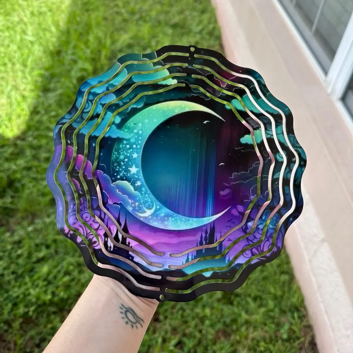 “When the veil drops” wind spinner “When the veil drops” wind spinner
