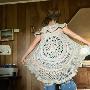 Lotus duster - Abstract Product Description Referenced Item