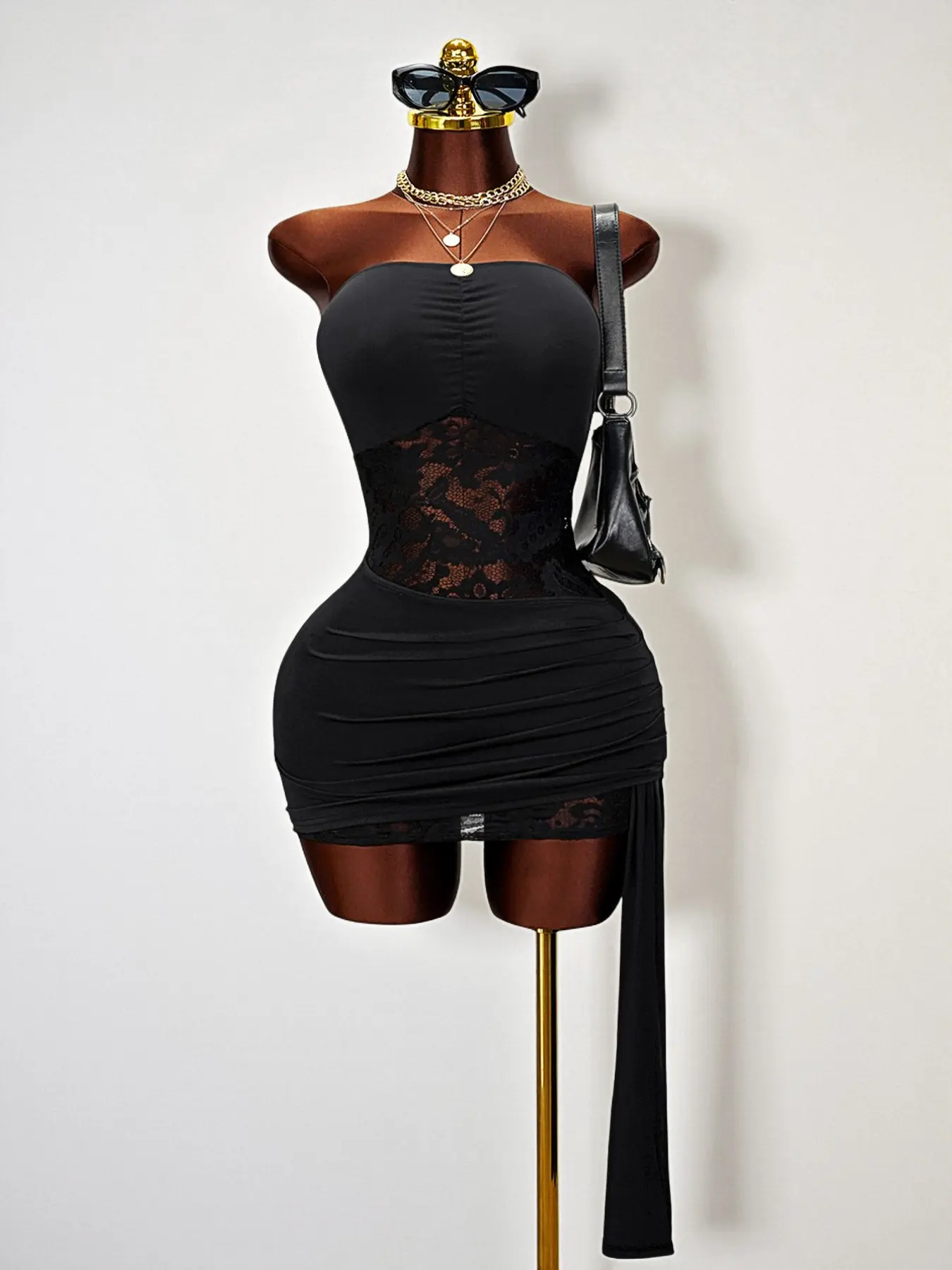Sexy Lace Halter Dress, Bodycon Ruched Skirt, Bow Design, Slim Fit, Fitted,  Mini Dress, Strapless, Perfect for Formal Evening Parties and Nightouts -  TikTok Shop