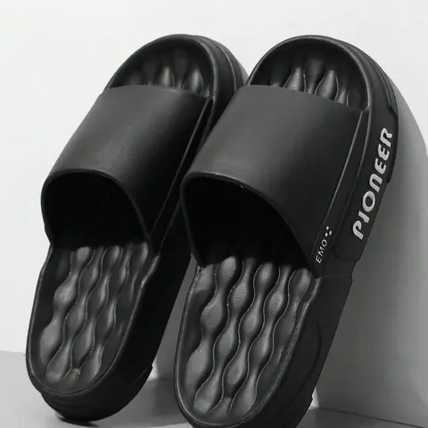 Men's Casual Letters Print Slides, Soft Comfortable Bathroom Slippers, Non-slip Slippers for Indoor & Bathroom Use for All Seasons, National Day Offers