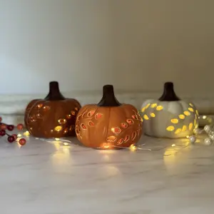 Halloween LED Pumpkin Light Battery Operated Jack O'Lantern Decoration with String Lights and Berries