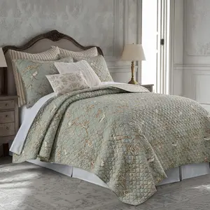Lyon Teal Quilt Set