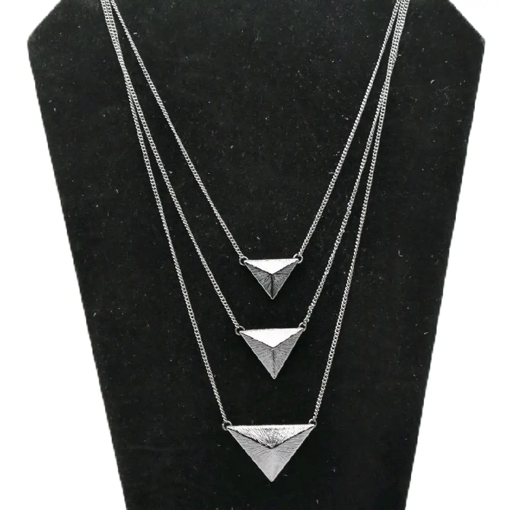 Long Silver Chain with Triangle Shape Style Necklace Simple Design Featuring Geometric Elements Fashion Jewelry