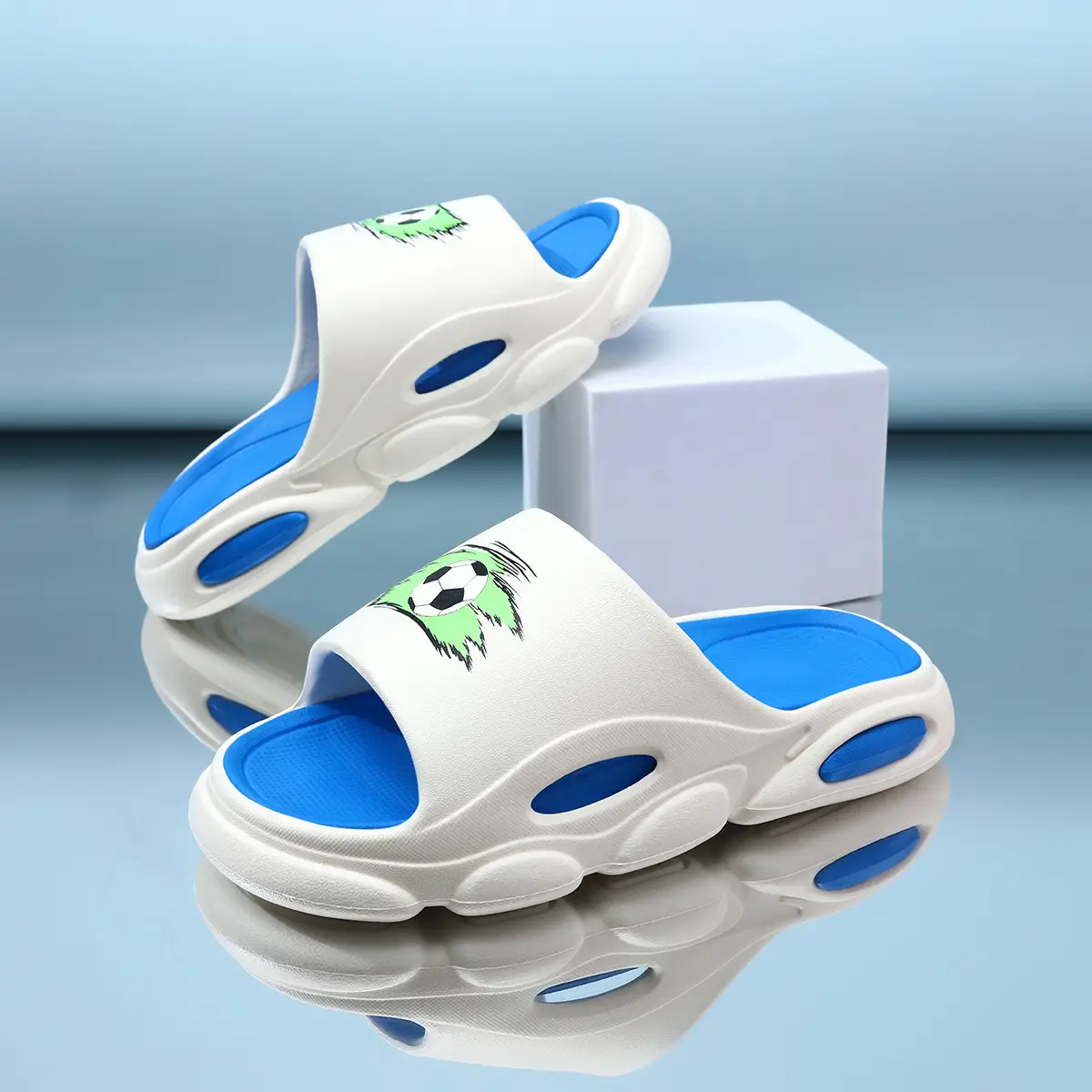 Kids’ Lightweight EVA Slide Sandals – Colorful, Anti-Slip & Quick-Dry for Summer Splash Days