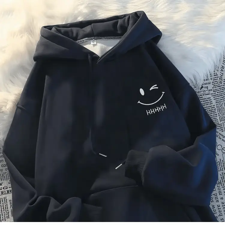 Minimalist HHHHH Smiley Face Hoodie, Cute Aesthetic Graphic Pullover, Funny Wink Sweatshirt, Unisex Streetwear, Cozy Casual Outfit