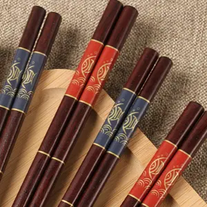 Durable Japanese Style Wooden Chopsticks Set, Anti-Slip & Mold-Resistant, Natural Wood Sushi Chopsticks, Kitchen Utensils for Home Use