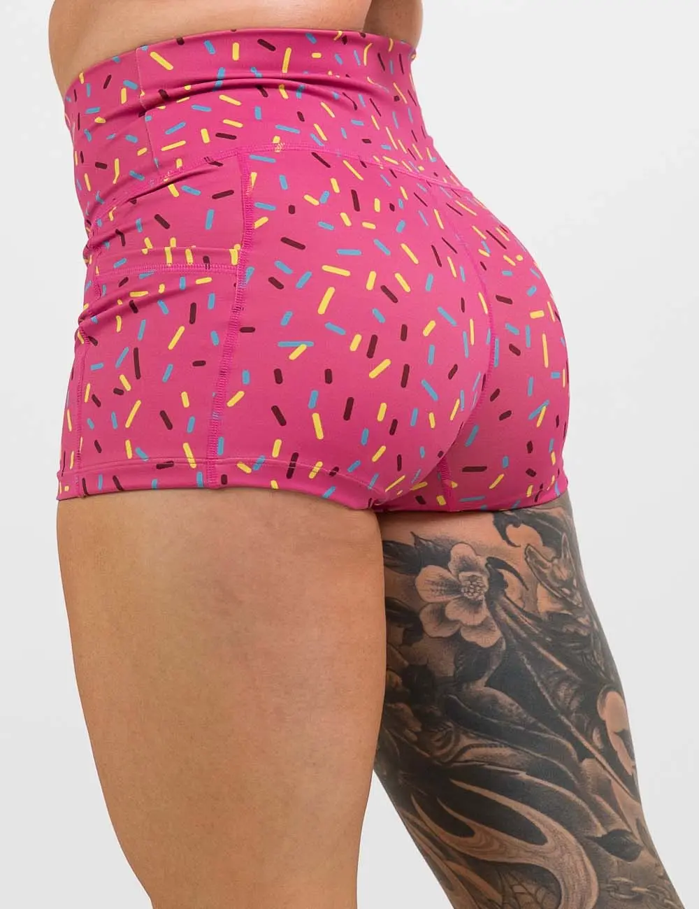 CVG Chill-Out Sports Shorts, Breathable Athletic Bottoms for Outdoor Activities & Gym Workouts, Athletic Wear, Sporty Chic, Fitted Cut, Moisture-Wick, Outdoor Sports