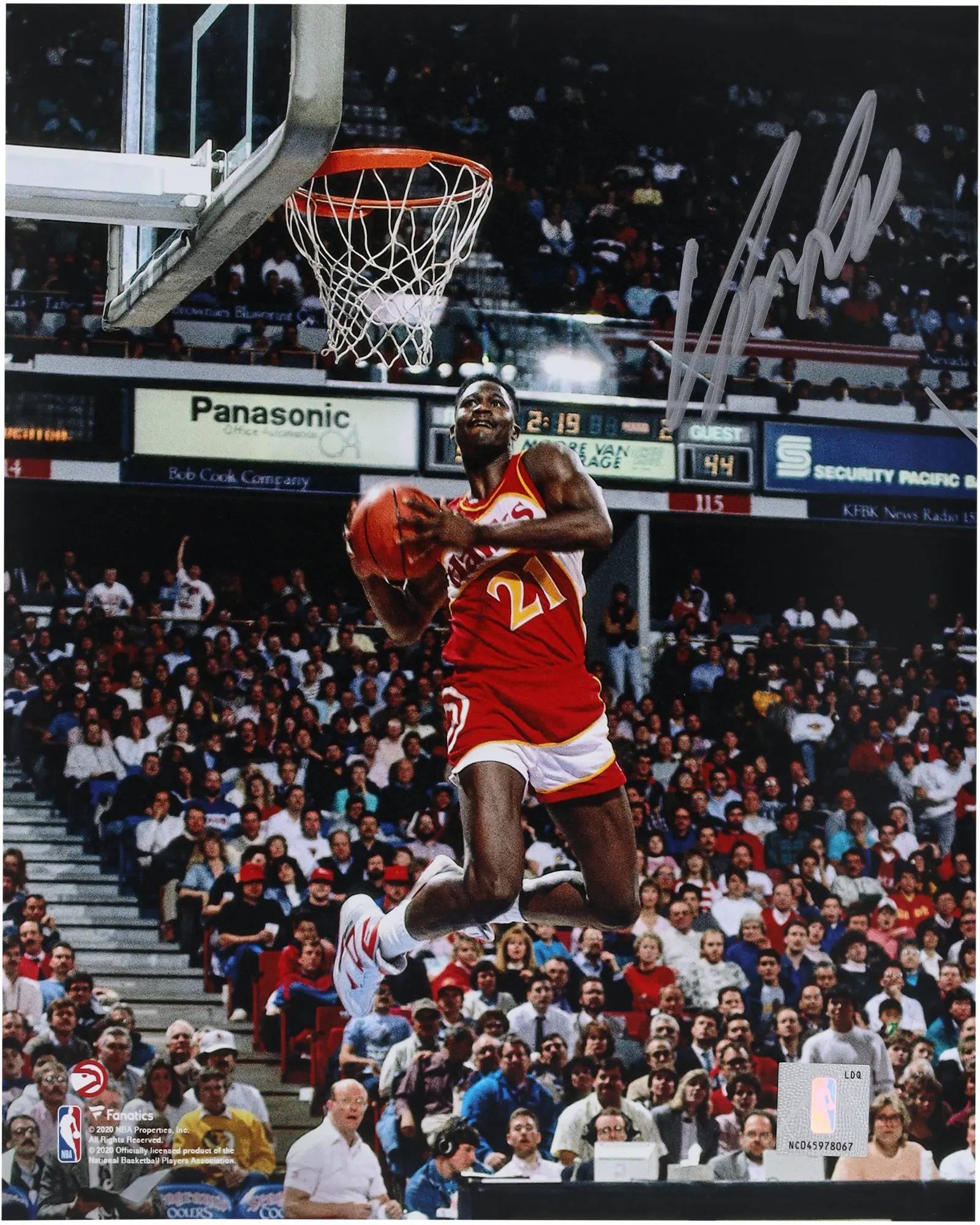 Dominique Wilkins Atlanta Hawks Autographed 8" x 10" 1988 Dunk Contest Two Hand Reverse Dunk Photograph - Fanatics Authentic Certified
