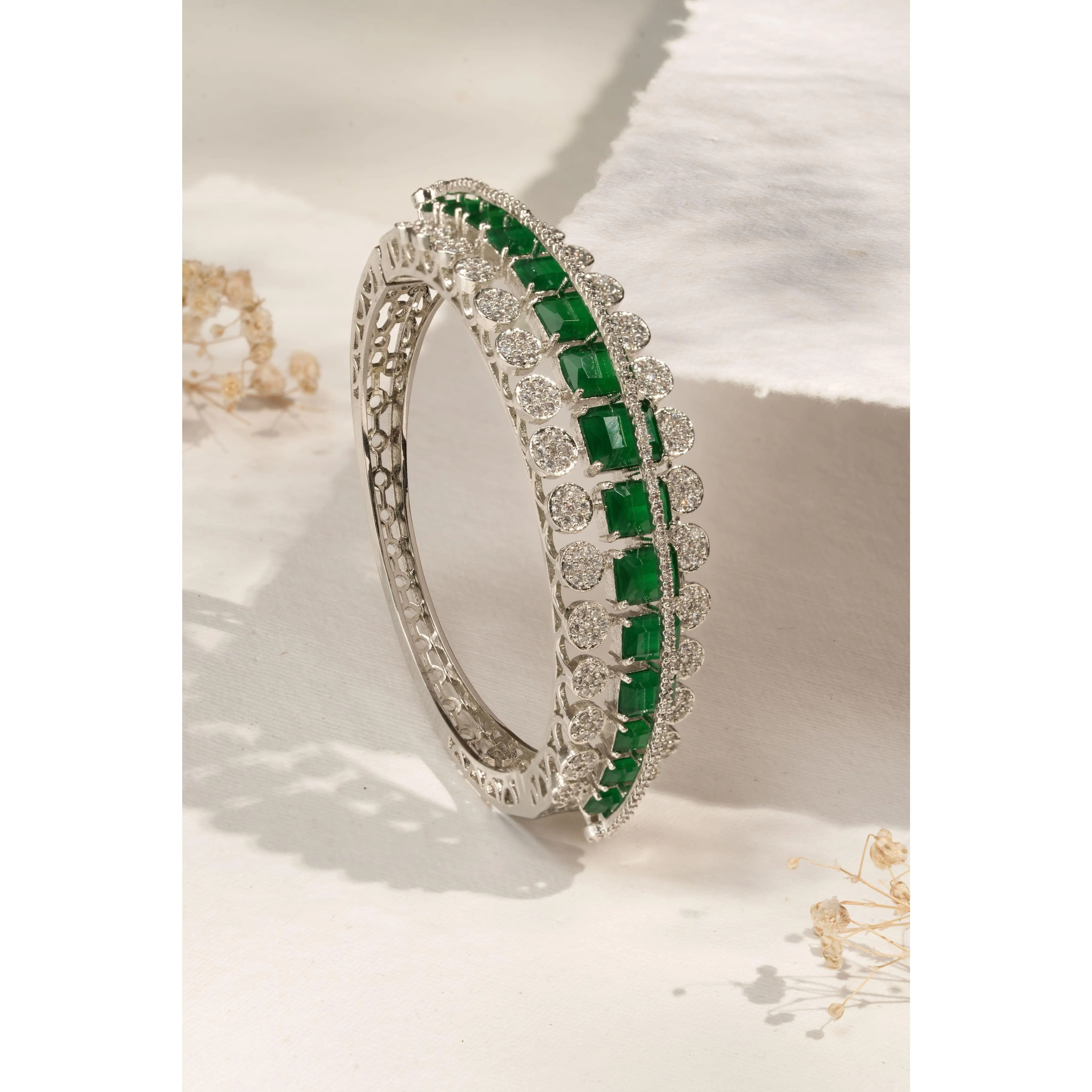 Elegant Radiance – Luxe Semi precious Emerald  Colored Stone Inlay Openable Braclet with CZ