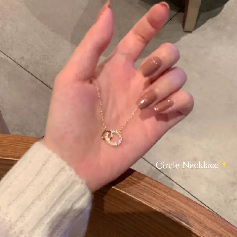 XL 261 Interlocking Necklace