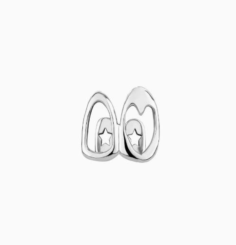 Double Tooth Hollow Heart Grillz - Smooth Gold Finish Dental Accessory, Hip-Hop Street Style Piece for Daily Outfits, Wear for Parties to Command Attention, Enhance Look Fashion Costume Jewelry, Double Tooth Grillz