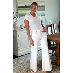 Le Palazzo Crop Raw After in Au Natural Clean