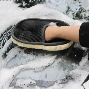 Soft Car Cleaning Glove,  Plush Car Wash Gloves, Car Cleaning SuppliesðUltra-Soft Vintage Cartoon Car Cleaning Glove - Polyester, 9.84"X3.5" - Essential Auto Detailing Accessory