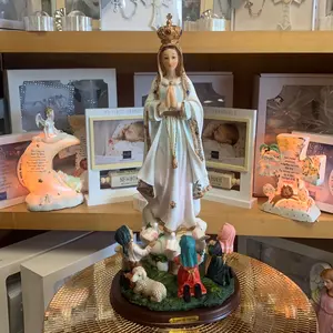 Virgen de Fátima 10” o 16”