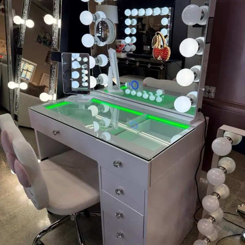 Makeup Vanity’s