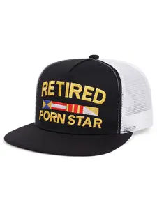 2025 Creative New Flat Edge Hat, Embroidered Snapback Cap, Personalized Letter Embroidery Breathable Mesh Hat Outdoor Leisure Sports Sunshade Hat Daily Life Commuting Decoration Baseball Hat Male Female Same Style, Flat Bill Hat, Statement Cap, Casual Hat