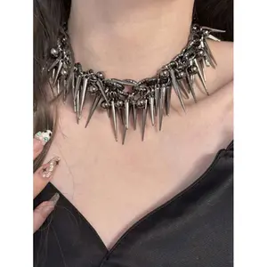 1pc Fashionable Extravagant Gothic Punk Chic Y2K Intricate Spiked Multi-Layer Choker Necklace, Women Everyday Wear & Festive Party Jewelry