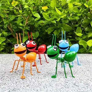 4Pcs Metal Big-Eyed Ant Craft Set, Wrought Iron Animal Art Statues, Garden Sculptures, Personalized Ornaments for Garden, Courtyard, Desktop, TV Stand, Flower Pot, Indoor & Outdoor Home Decor.