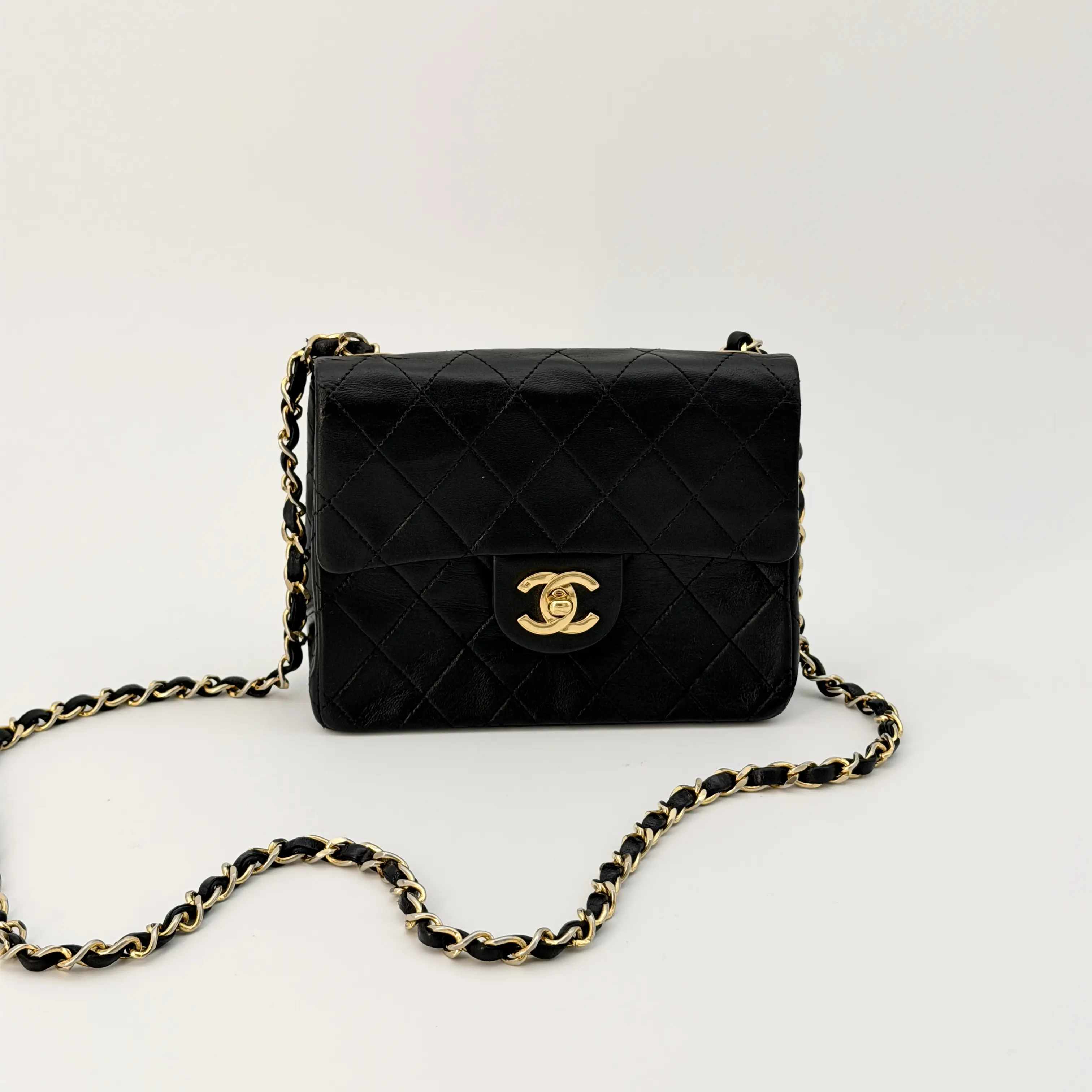 Pre-owned CHANEL calfskin Crossbody Bags Vintage Classic Flap Mini Square Black