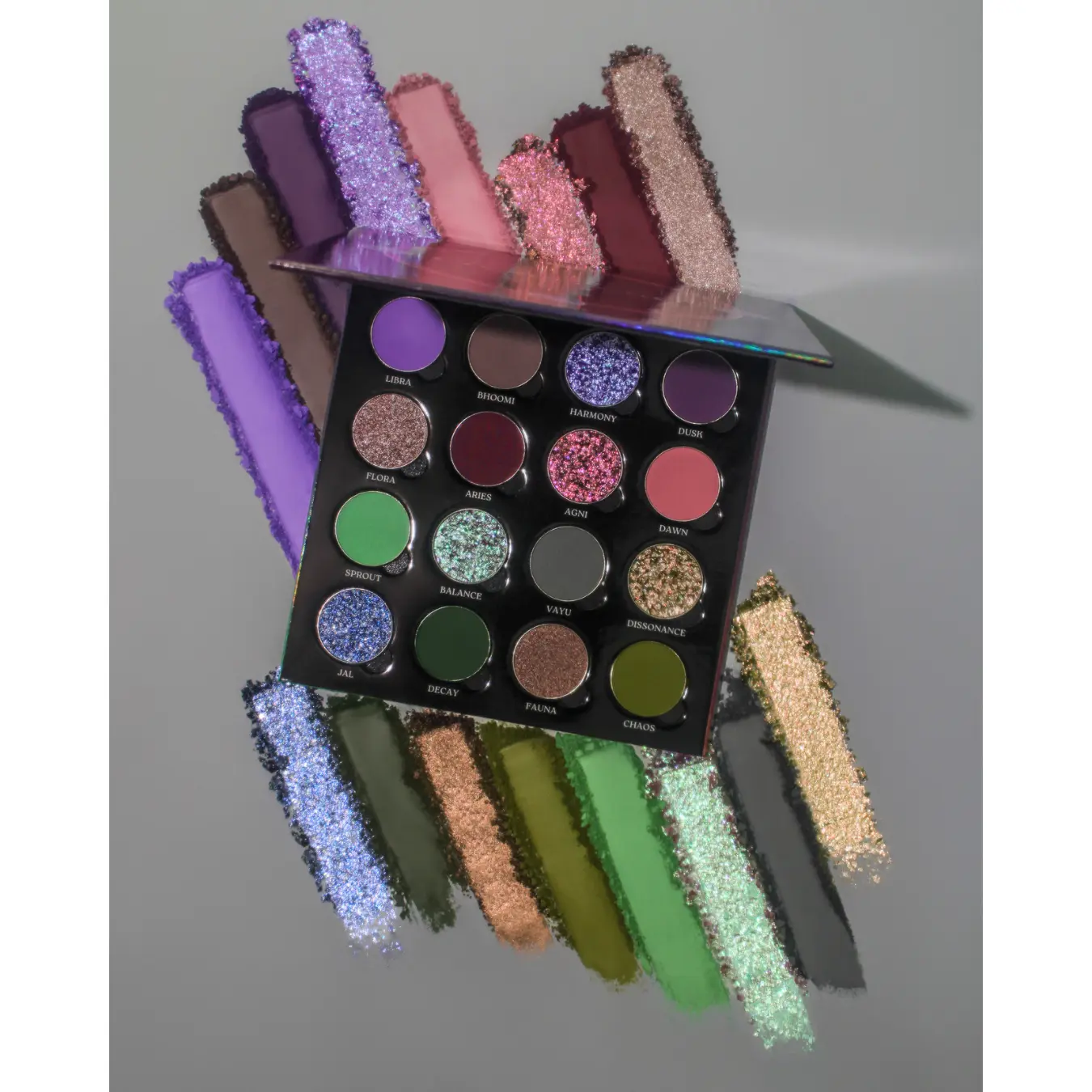 Coalescence x noopur_makeup Magnetic Palette