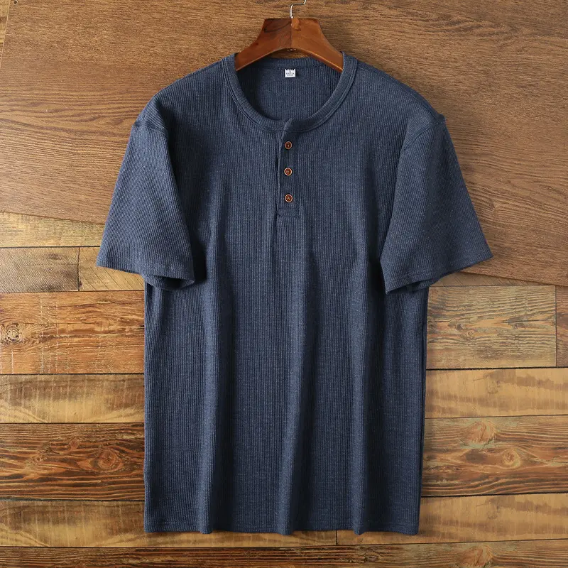 Navy blue (short sleeved)