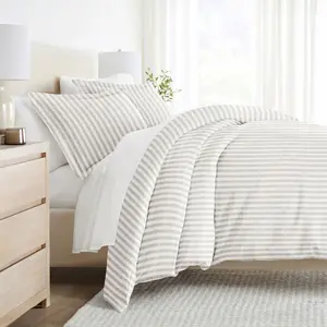 Stripe Pattern Premium Ultra Soft 3PC Duvet Cover & Shams Set - Becky Cameron (Shams Included), Puffed Rugged Stripes / Light Gray, Full/Queen