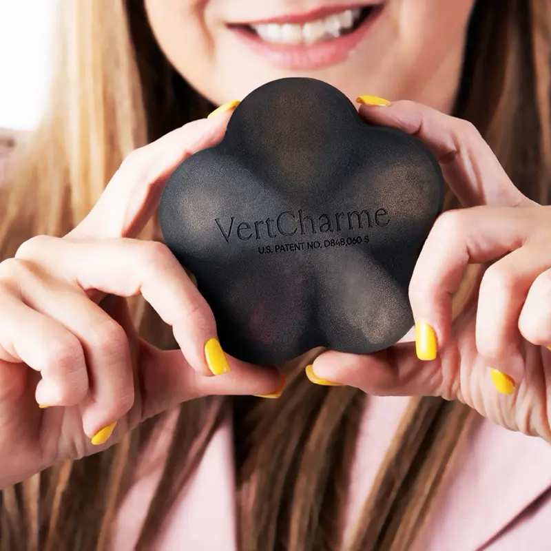 VertCharme 5-Petal Makeup Sponge – Latex-Free Patented Flower-Shaped Blender for a Smooth, Airbrushed Finish