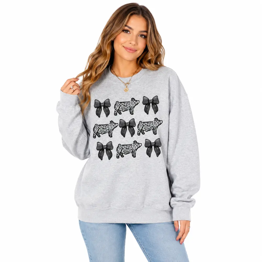 Show Pig Mama Sweatshirt Livestock Mom Crewneck Hog Show Graphic Pullover